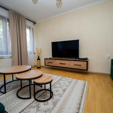 Cozy One-Bedroom Apartment Near City Center Sarajewo Zewnętrze zdjęcie