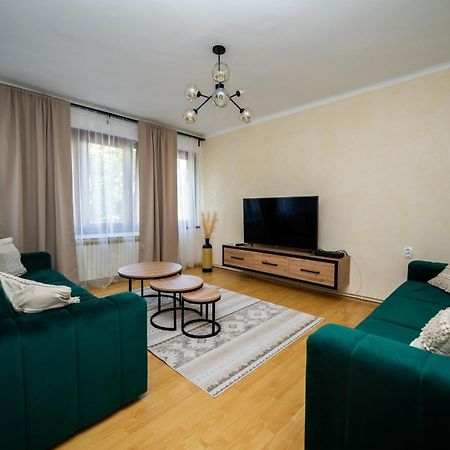 Cozy One-Bedroom Apartment Near City Center Sarajewo Zewnętrze zdjęcie