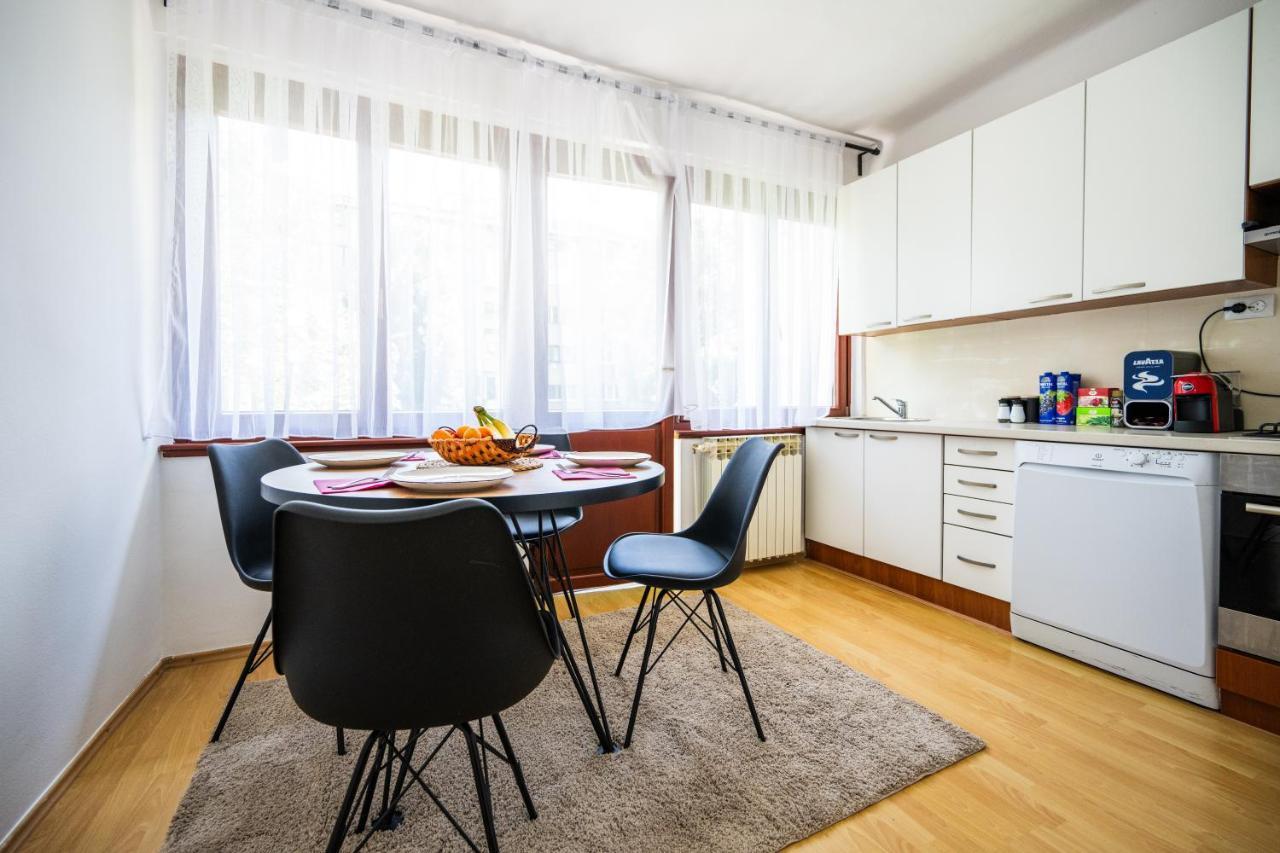 Cozy One-Bedroom Apartment Near City Center Sarajewo Zewnętrze zdjęcie